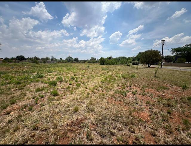 4,065M² VACANT LAND FOR SALE IN HENLEY ON KLIP